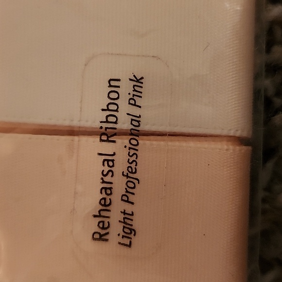 Pointe Shoe Ribbon - Picture 3 of 5